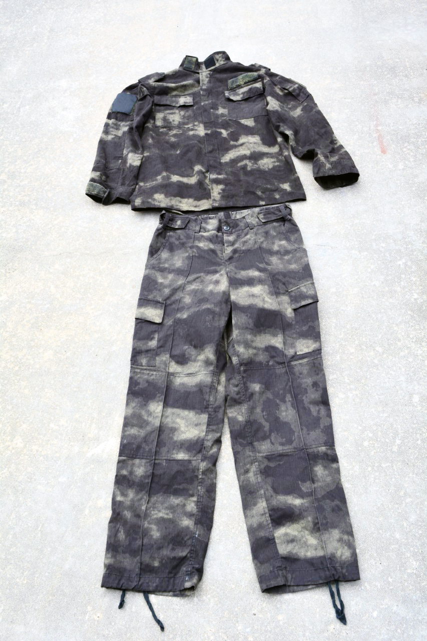SALE!!!  ブラックモス　上下　50-4