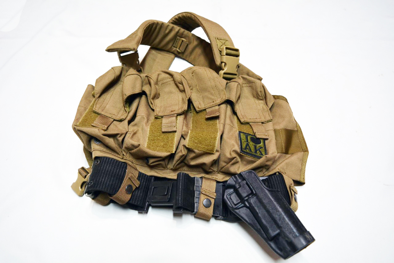 SALE!!!  AK Chest Rig　2